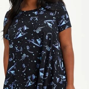 Torrid DISNEY MOANA BLACK HANDKERCHIEF TOP